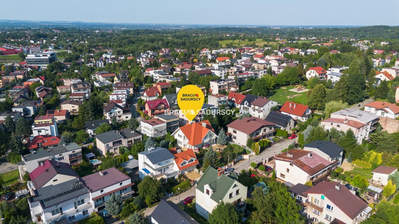 dom wolnostojący, 12 pokoi Wieliczka, ul. Jana Kochanowskiego. Zdjęcie 5
