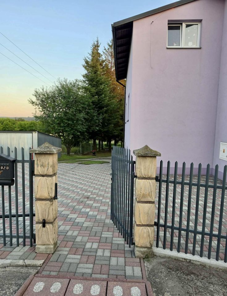 budynek wielorodzinny, 8 pokoi Krasne Jawornik. Zdjęcie 7