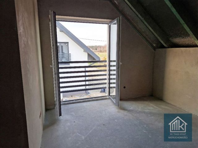 dom wolnostojący, 5 pokoi Kłaj. Zdjęcie 5