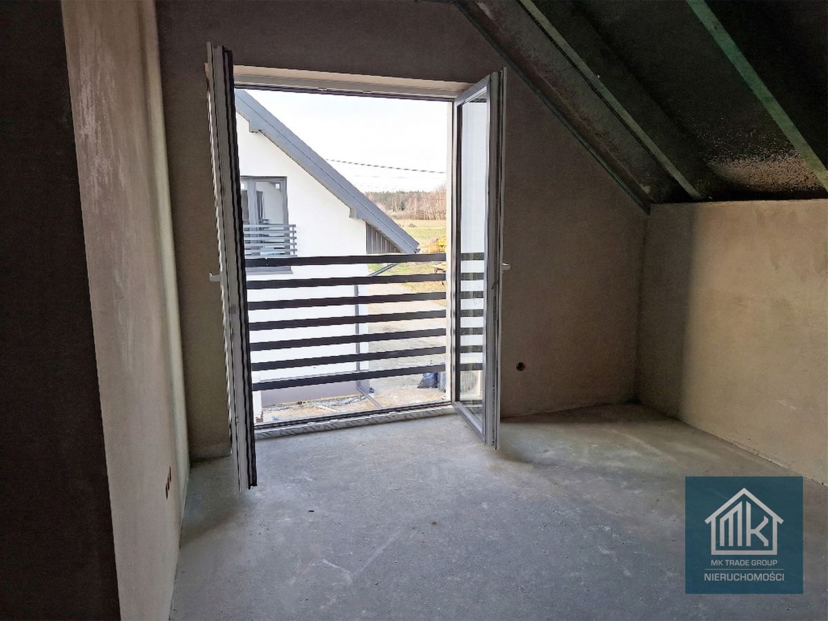 dom wolnostojący, 5 pokoi Kłaj. Zdjęcie 5