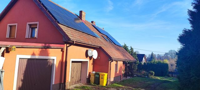 dom wolnostojący, 5 pokoi Tarnowiec. Zdjęcie 3