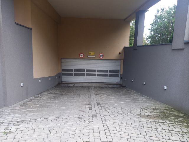 Mieszkanie 3-pokojowe Tarczyn, ul. ks. Czesława Oszkiela. Zdjęcie 12