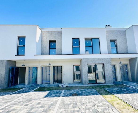 Mieszkanie 4-pokojowe Lesznowola. Zdjęcie 5