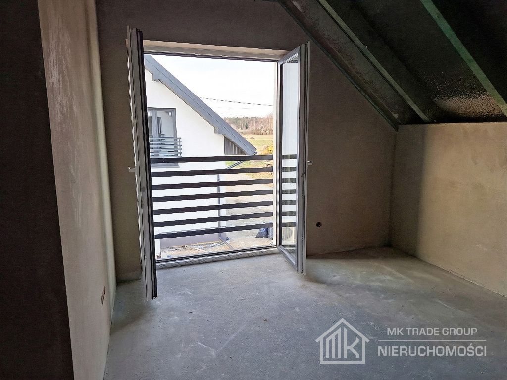 dom wolnostojący, 5 pokoi Kłaj. Zdjęcie 8