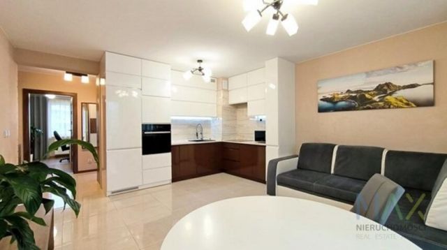 Mieszkanie 3-pokojowe Kraków Opatkowice, ul. Macieja Dębskiego. Zdjęcie 1