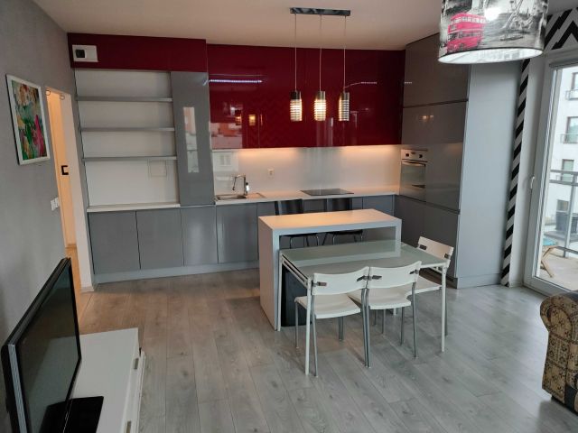 Mieszkanie 3-pokojowe Toruń, ul. Władysława Broniewskiego. Zdjęcie 1