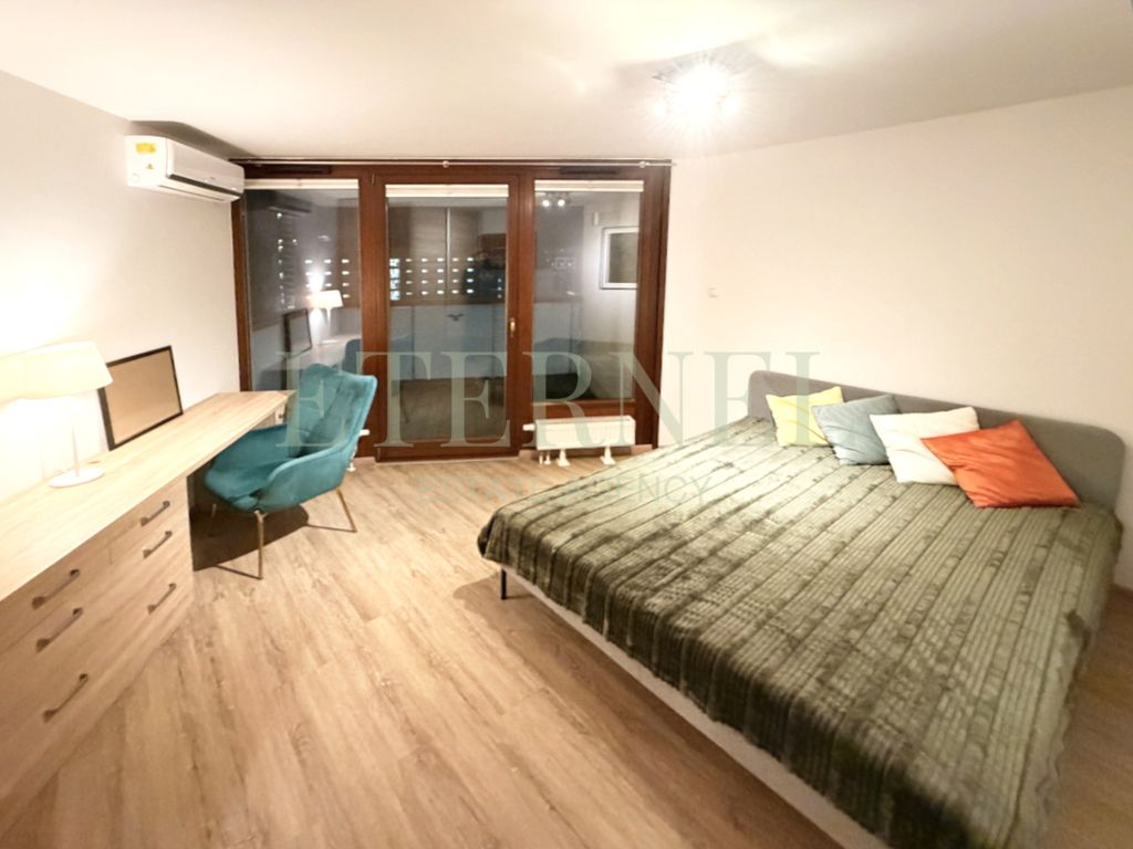 Mieszkanie 3-pokojowe Kraków, ul. Armii Krajowej. Zdjęcie 2