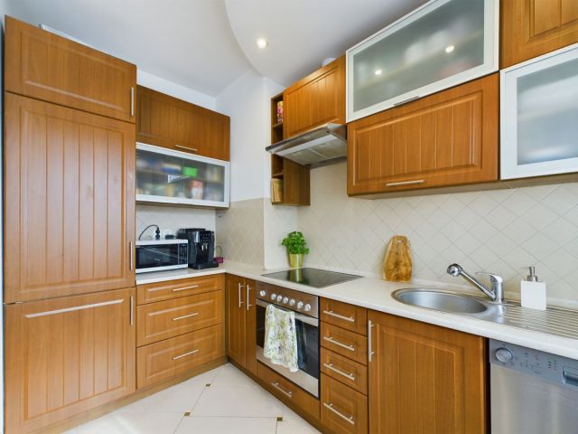 Mieszkanie 3-pokojowe Warszawa Gołąbki, ul. Królów Polskich. Zdjęcie 2