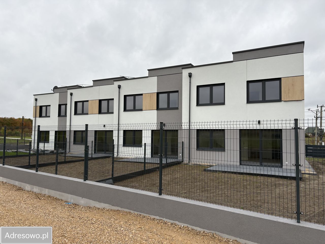 dom szeregowy, 4 pokoje Bilcza, ul. Rolnicza