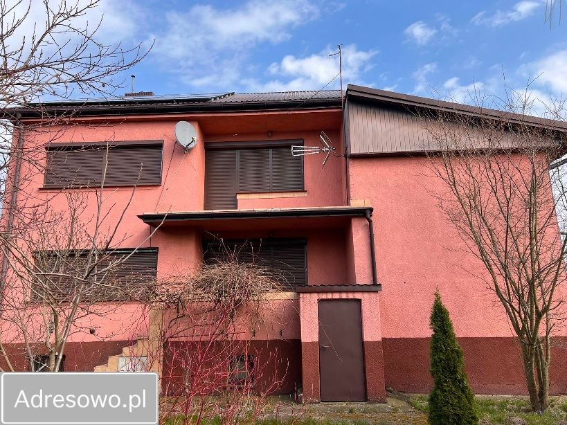 dom wolnostojący, 5 pokoi Bobrowniki, ul. Broniewskiego. Zdjęcie 1