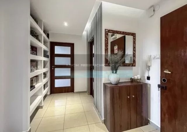 Mieszkanie 3-pokojowe Warszawa Bemowo, ul. Arki Bożka. Zdjęcie 1