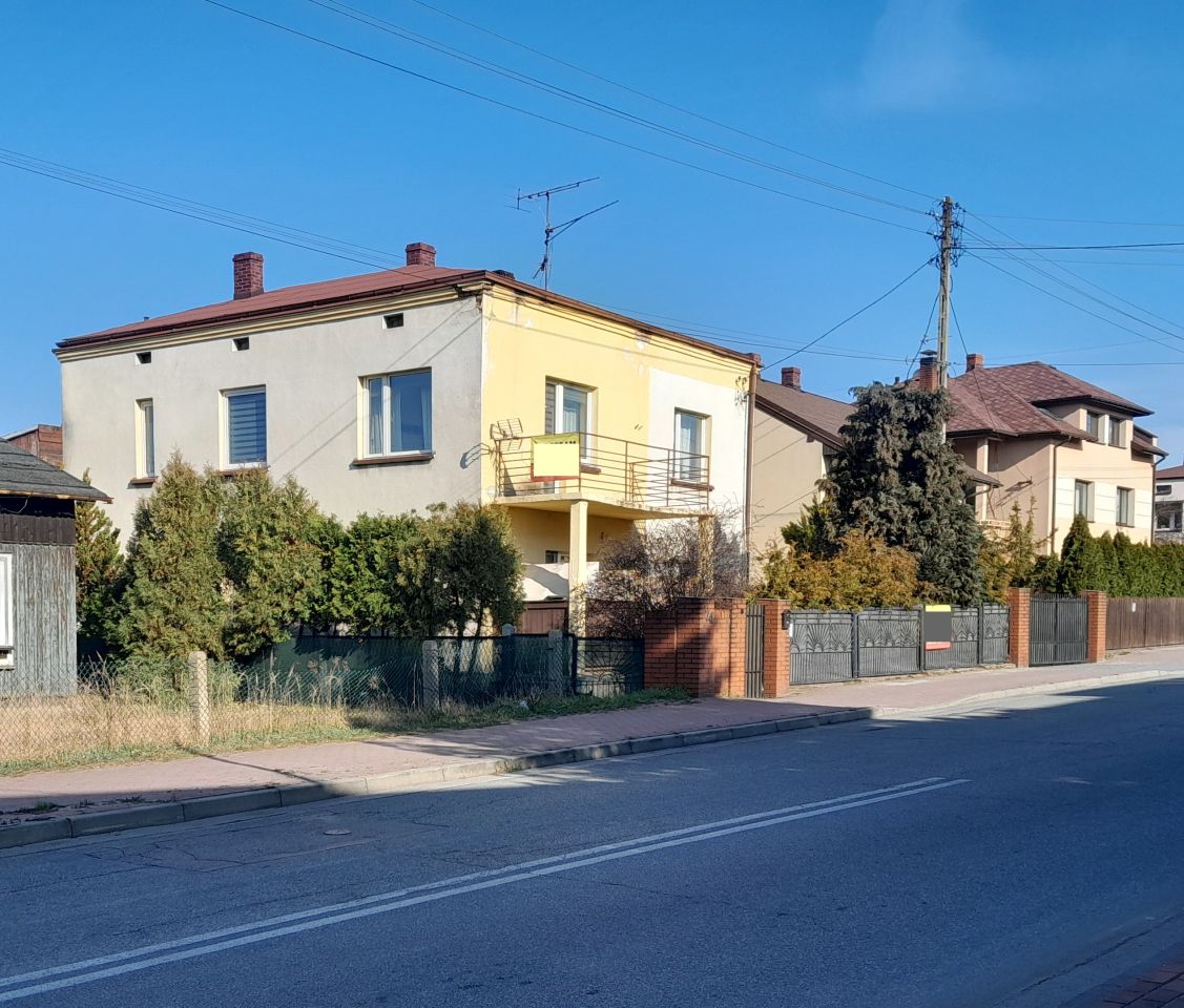 dom wolnostojący, 8 pokoi Blachownia Brzózka, ul. 1 Maja. Zdjęcie 1
