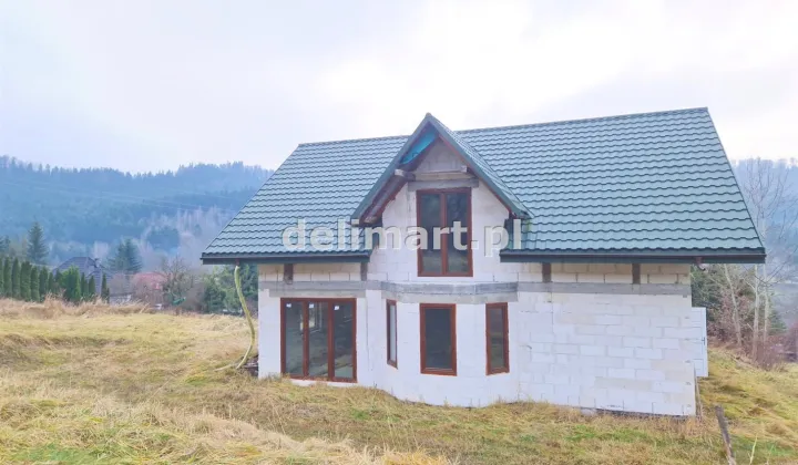 dom wolnostojący, 6 pokoi Liszna