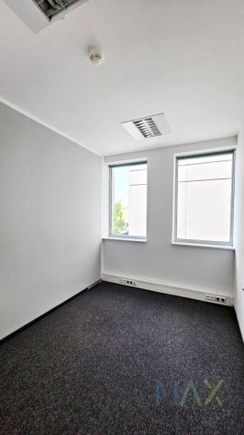 Biuro Kraków Płaszów, ul. gen. Henryka Kamieńskiego. Zdjęcie 3