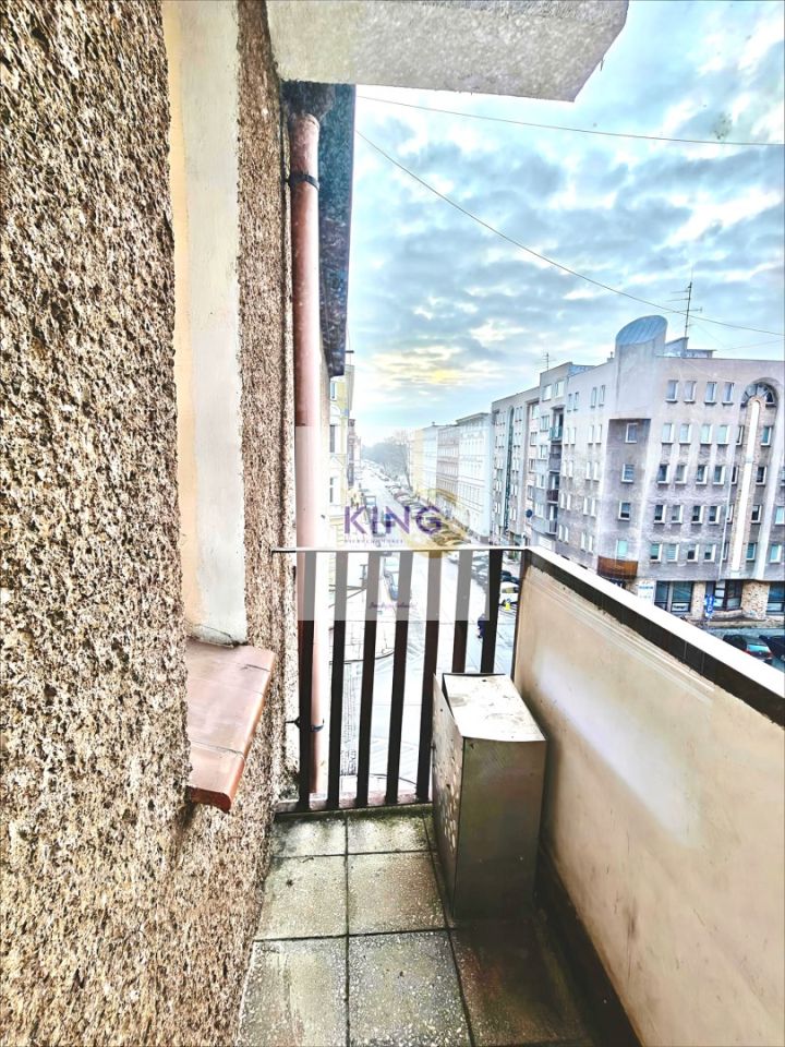 Mieszkanie 4-pokojowe Szczecin Centrum, ul. Władysława Jagiełły. Zdjęcie 2