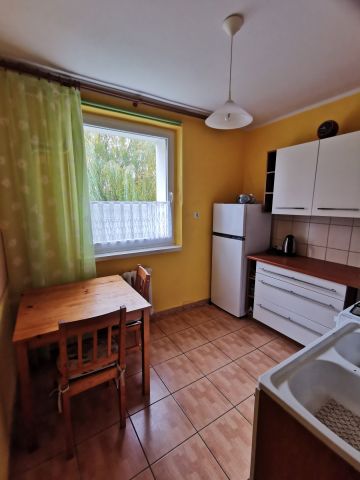 Mieszkanie 3-pokojowe Knurów, ul. Jana Sobieskiego. Zdjęcie 1