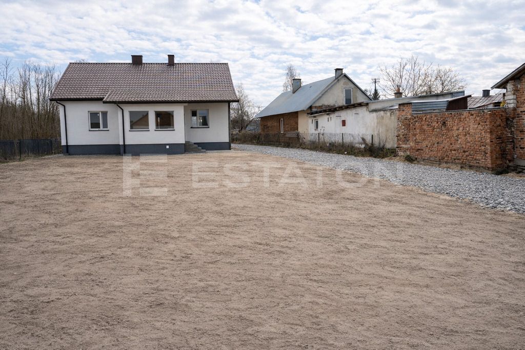 dom wolnostojący, 4 pokoje Pogwizdów Stary. Zdjęcie 3