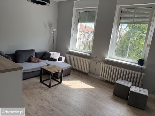 Mieszkanie 2-pokojowe Legnica, ul. Zielona. Zdjęcie 1