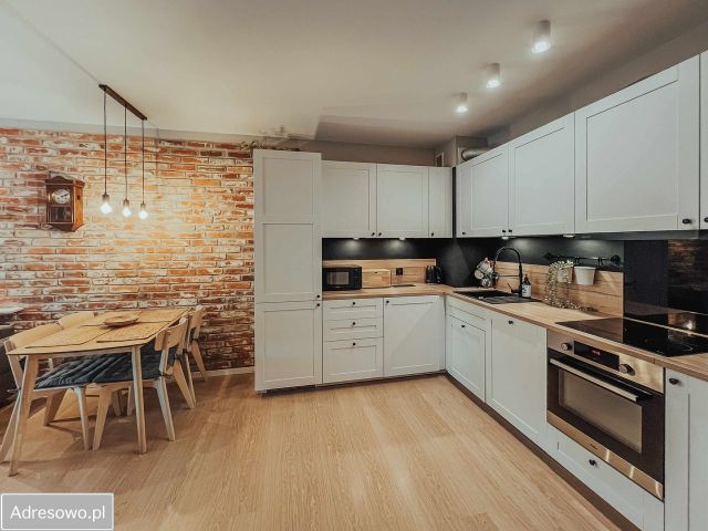 Mieszkanie 3-pokojowe Wrocław Krzyki, ul. Dożynkowa. Zdjęcie 1