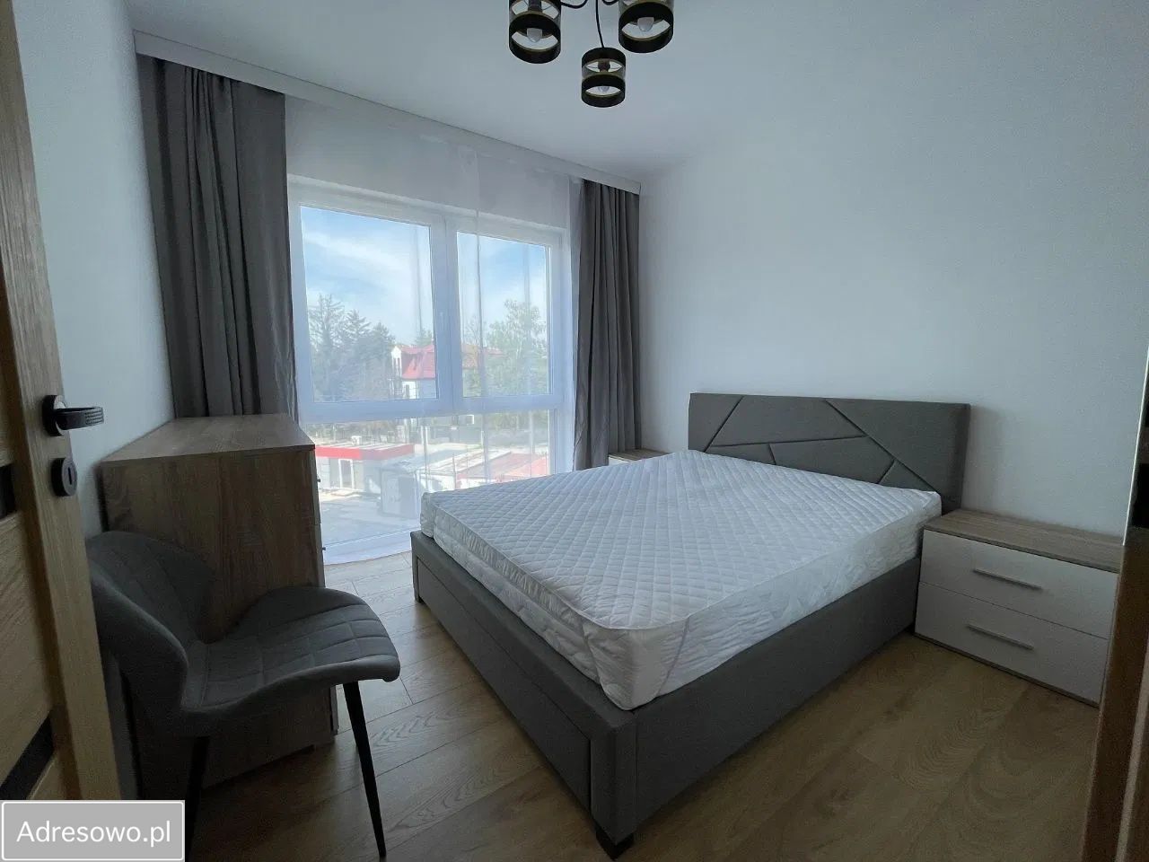 Mieszkanie 3-pokojowe Piastów, ul. Jana Sadowskiego. Zdjęcie 2