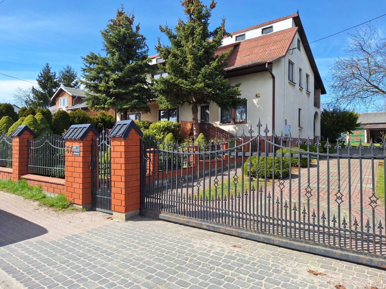dom wolnostojący Janików