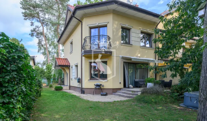 bliźniak, 6 pokoi Kobyłka, ul. Wąska