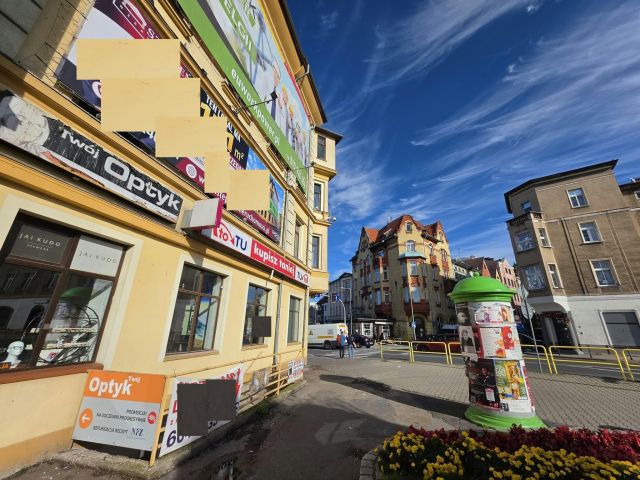 Lokal Jelenia Góra Centrum, pl. Niepodległości. Zdjęcie 4