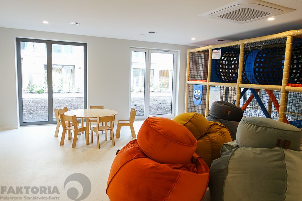 Mieszkanie 3-pokojowe Dziwnów. Zdjęcie 14