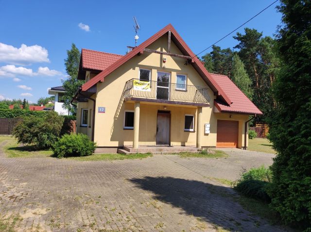 dom wolnostojący, 6 pokoi Parcela-Obory, ul. Żwirowa. Zdjęcie 1