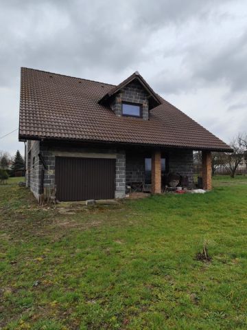 dom wolnostojący, 6 pokoi Poręba. Zdjęcie 1