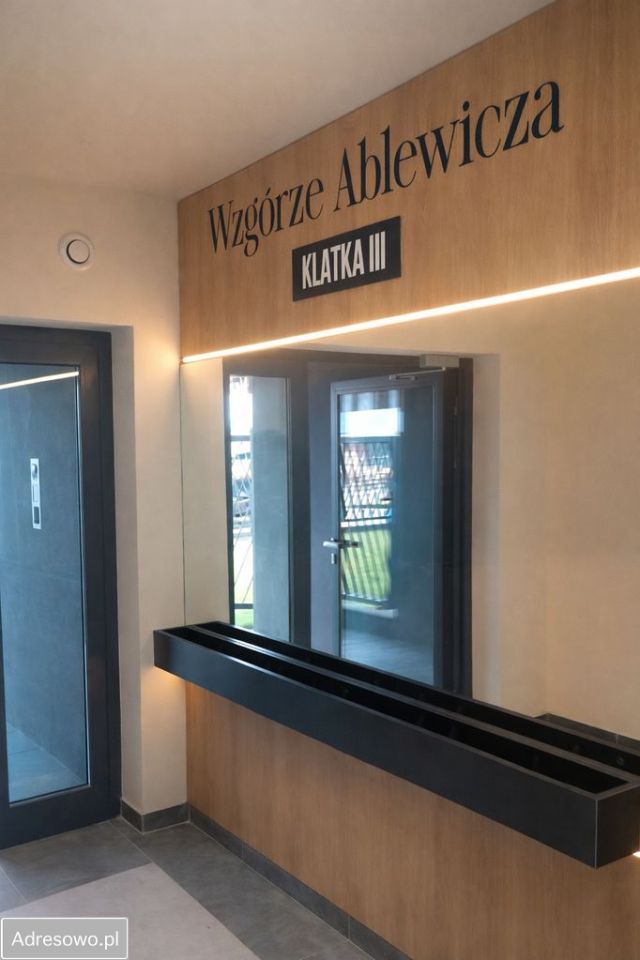 Mieszkanie 1-pokojowe Tarnów, ul. Bł. Karoliny. Zdjęcie 2