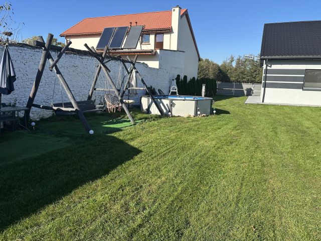 dom wolnostojący, 4 pokoje Zalesie. Zdjęcie 4