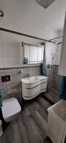 dom szeregowy, 5 pokoi Wyszków Centrum, Miła. Zdjęcie 2