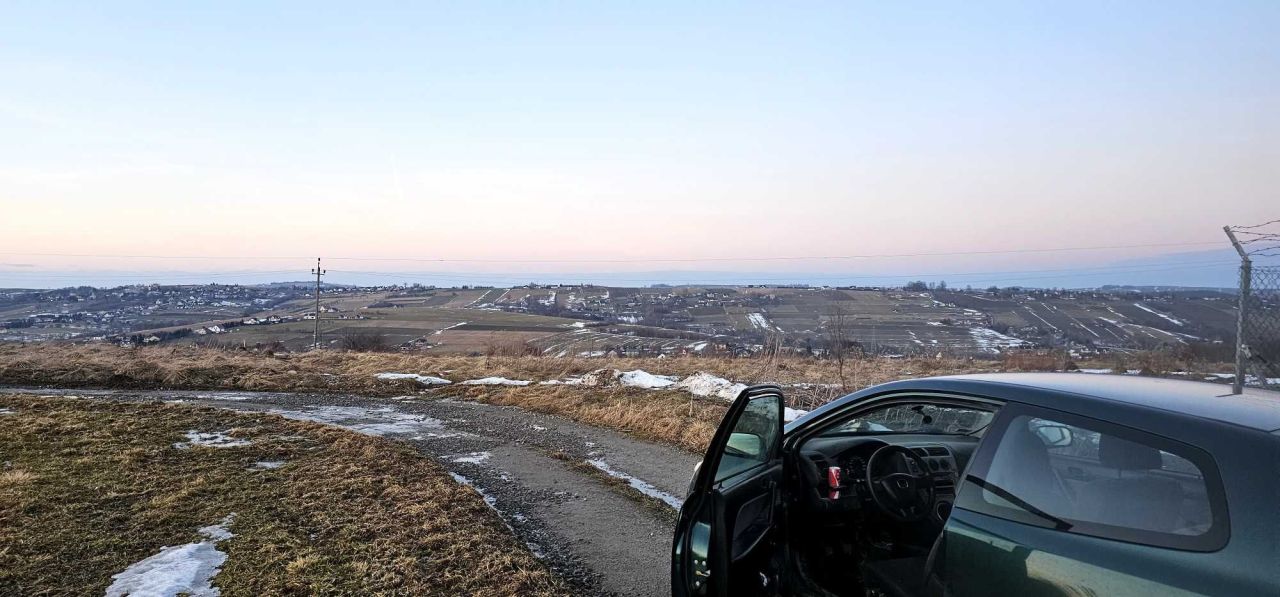 Działka budowlana Koniuszowa. Zdjęcie 4