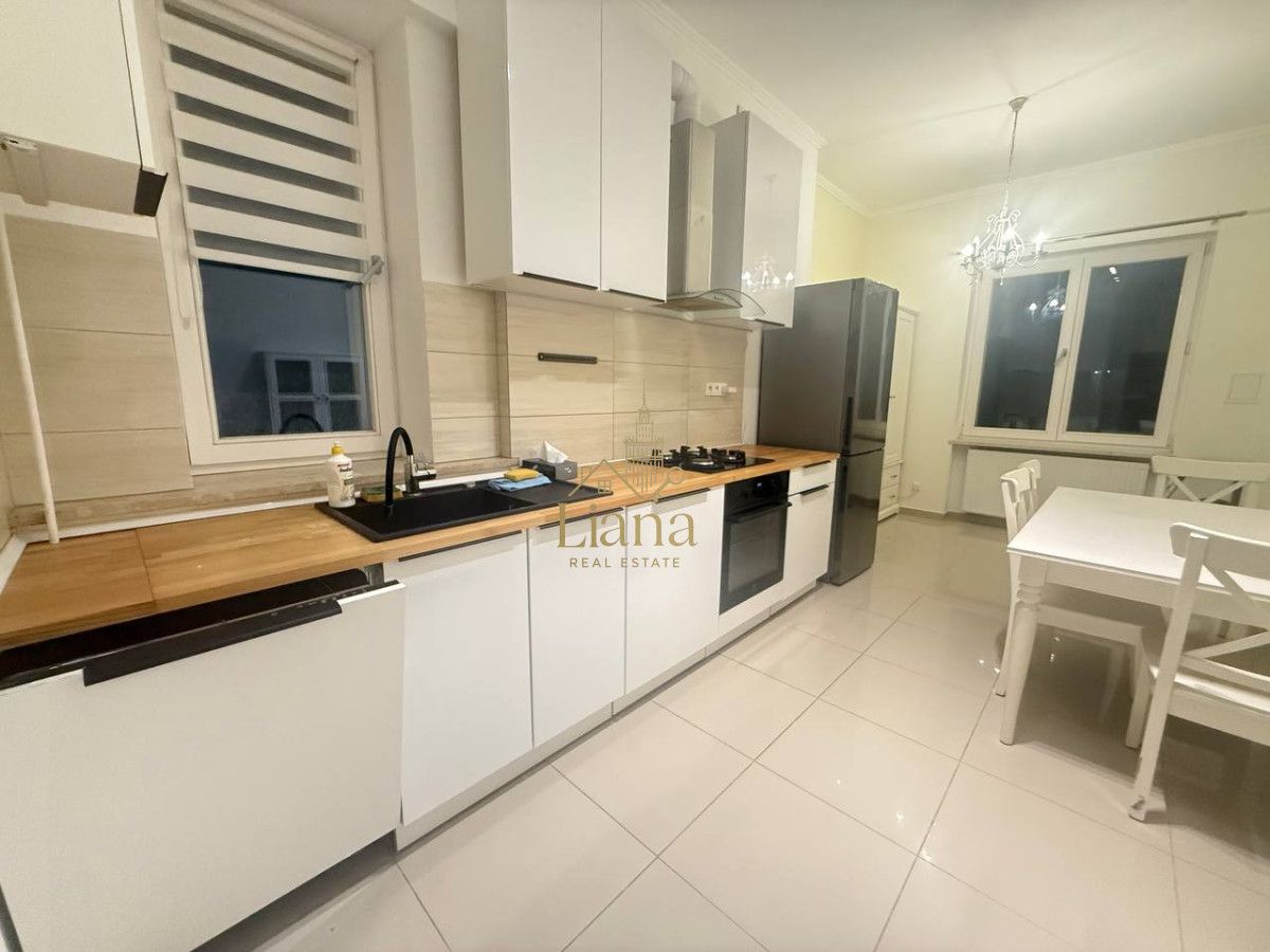 Mieszkanie 3-pokojowe Warszawa Wola, ul. Sienna. Zdjęcie 1