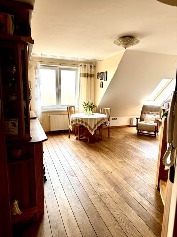 Mieszkanie 4-pokojowe Wałbrzych Piaskowa Góra, ul. Odlewnicza. Zdjęcie 1