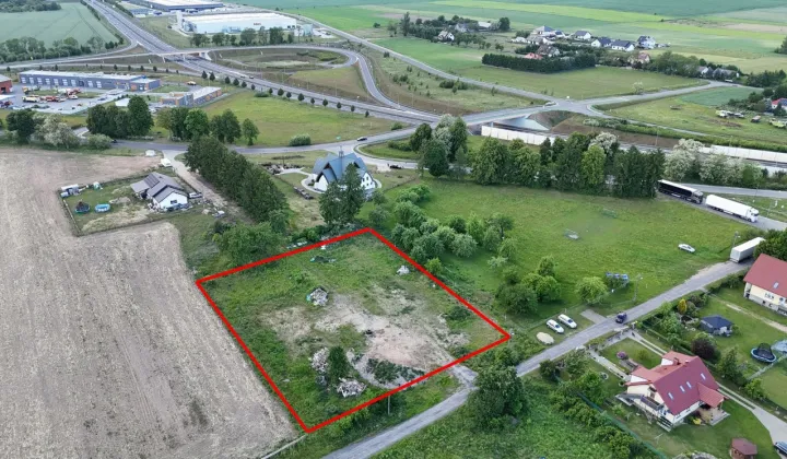 Działka inwestycyjna Wojcieszyn