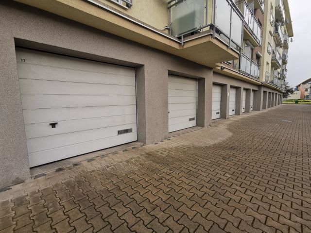 Garaż/miejsce parkingowe Kalisz Dobrzec, ul. ks. Wacława Blizińskiego. Zdjęcie 1