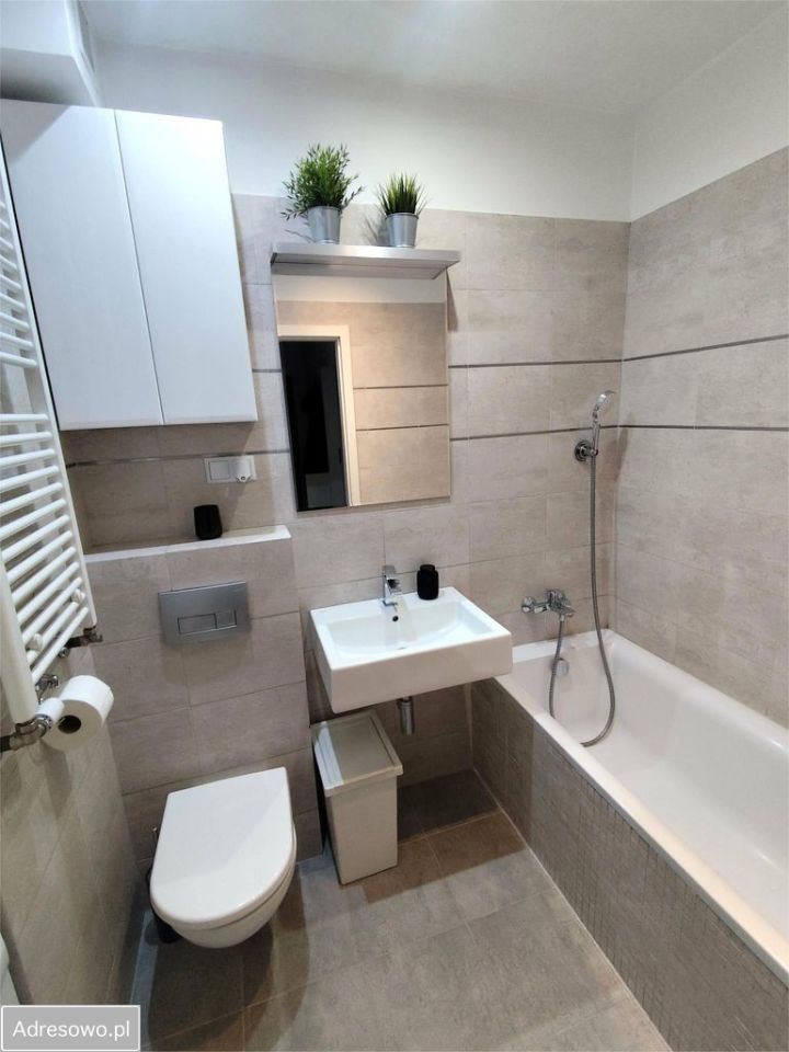 Mieszkanie 3-pokojowe Wrocław Krzyki, ul. Jutrzenki. Zdjęcie 3