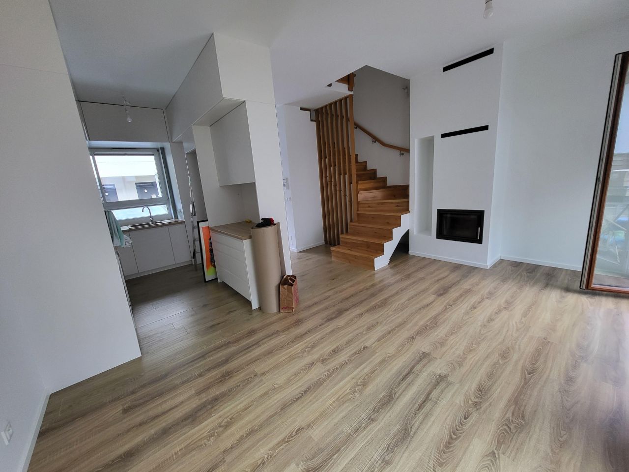 Mieszkanie 4-pokojowe Pruszków Bąki, ul. Marii Skłodowskiej-Curie. Zdjęcie 1