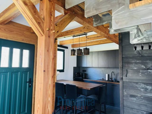 dom wolnostojący, 2 pokoje Rowy. Zdjęcie 2