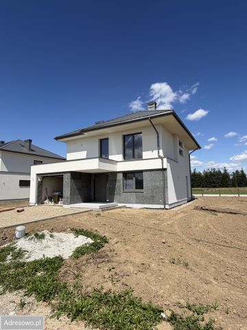 dom wolnostojący, 4 pokoje Gorlice, ul. Biecka. Zdjęcie 1