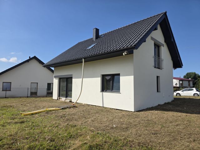 dom wolnostojący, 5 pokoi Stare Bielice, ul. Platanowa. Zdjęcie 3