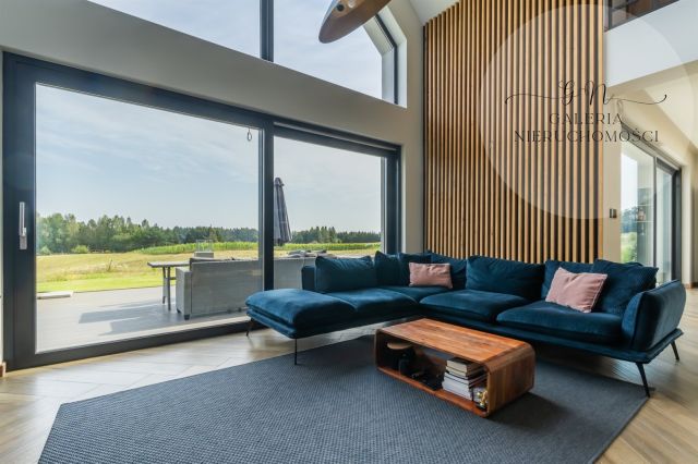 dom wolnostojący, 5 pokoi Zwierzewo. Zdjęcie 3