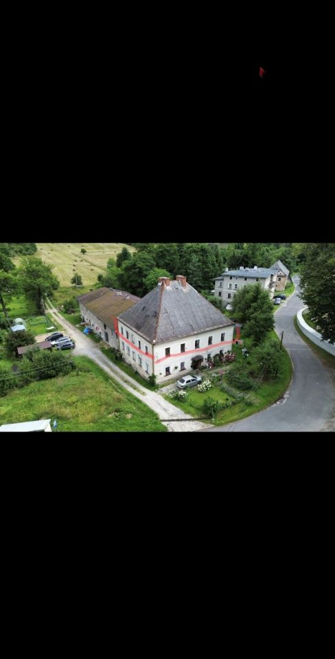 Mieszkanie 4-pokojowe Różanka. Zdjęcie 1