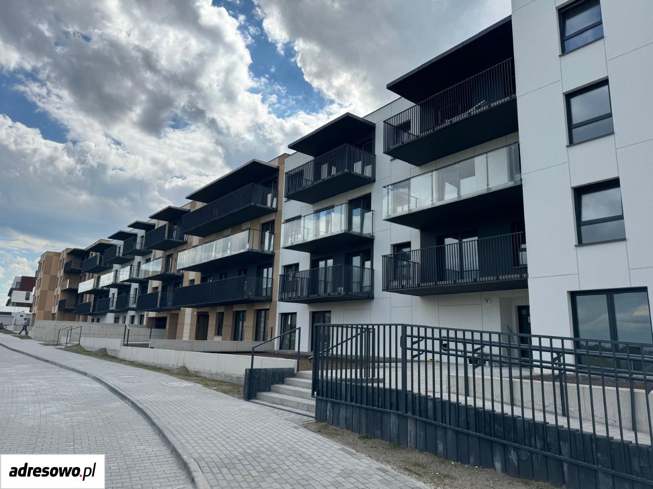 Maoin tráchtála, 40 m²