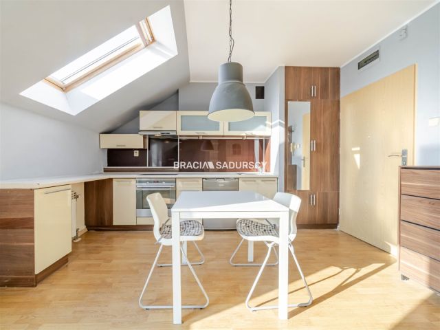 Mieszkanie 1-pokojowe Kraków, ul. Podłęska. Zdjęcie 2