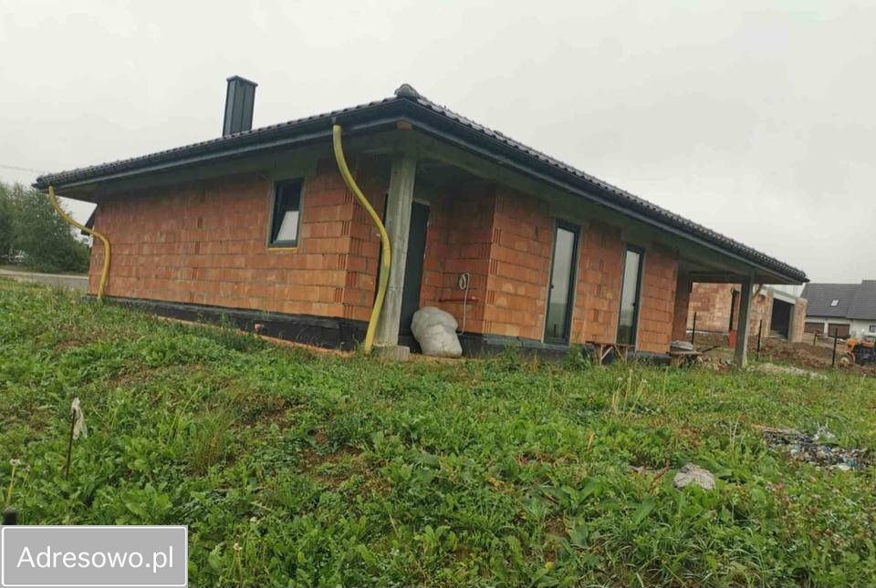 dom wolnostojący, 3 pokoje Skrzydlna. Zdjęcie 3