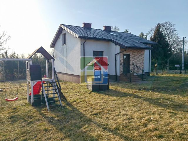 dom wolnostojący, 5 pokoi Stanisławów. Zdjęcie 3