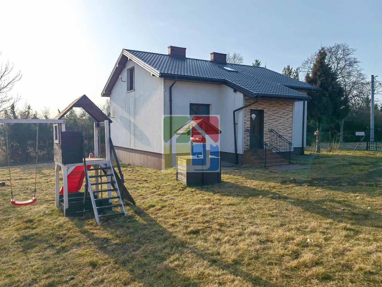 dom wolnostojący, 5 pokoi Stanisławów. Zdjęcie 3